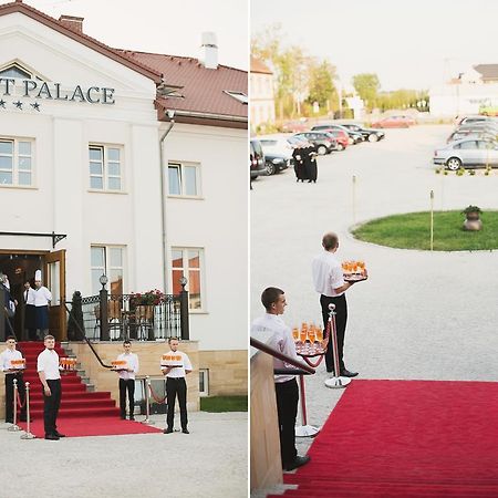 Orient Palace Bielany Wrocławskie Dış mekan fotoğraf