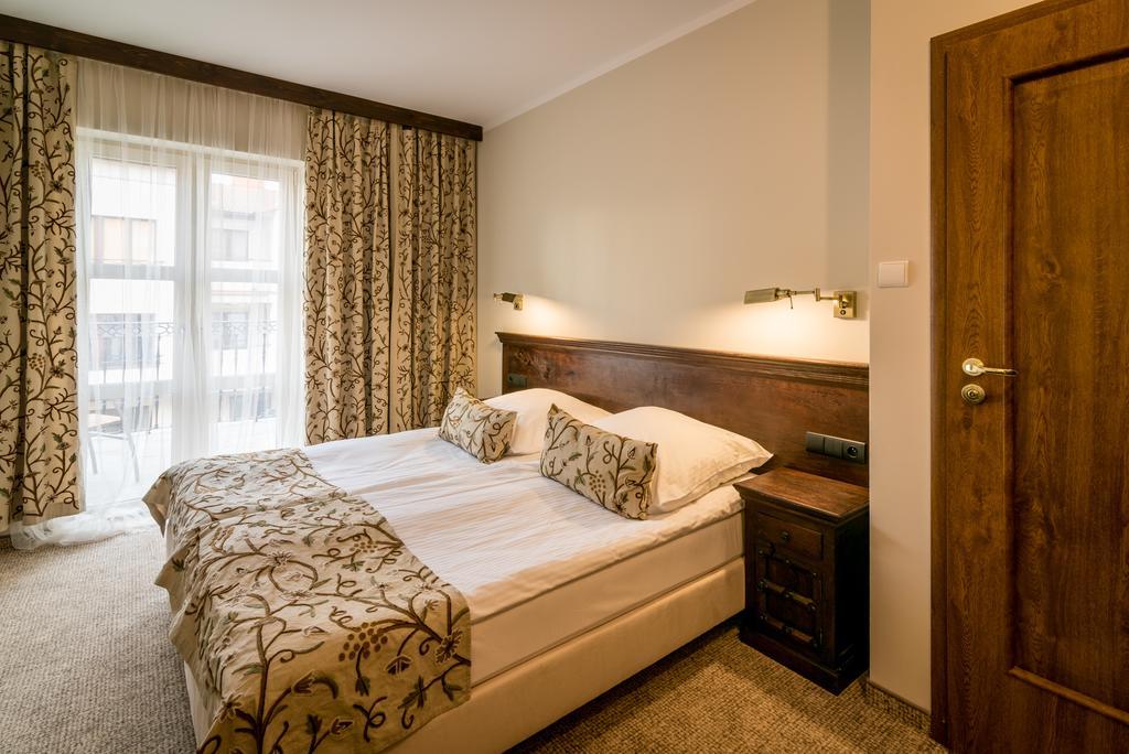 Orient Palace Bielany Wrocławskie Dış mekan fotoğraf