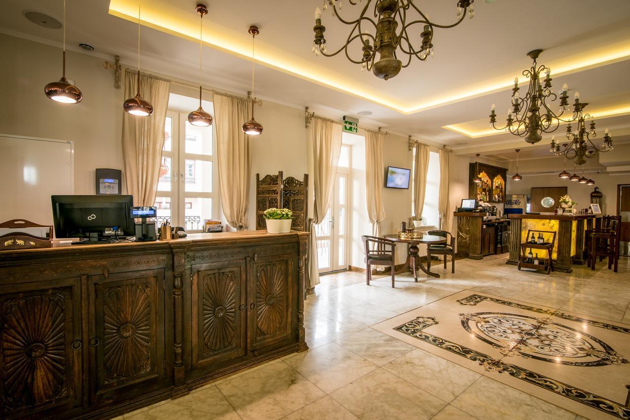 Orient Palace Bielany Wrocławskie Dış mekan fotoğraf